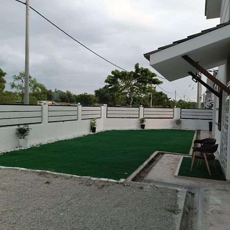 In Homestay Corner Batu Pahat Bagian luar foto