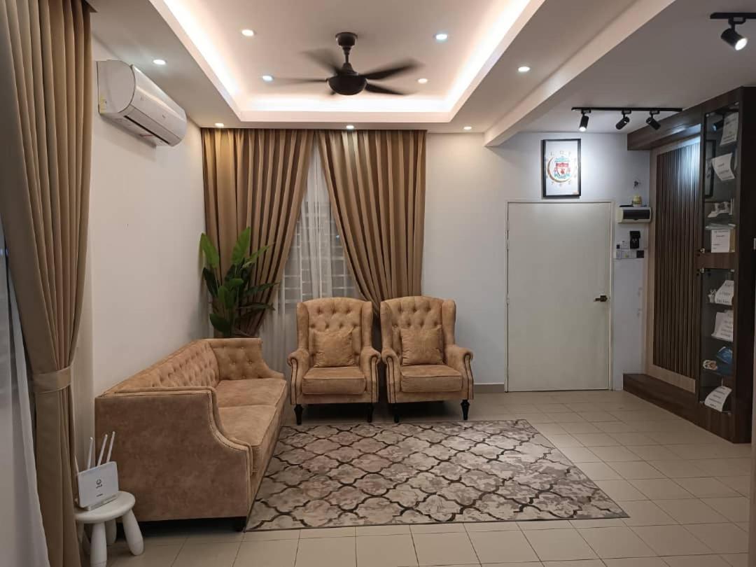 In Homestay Corner Batu Pahat Bagian luar foto