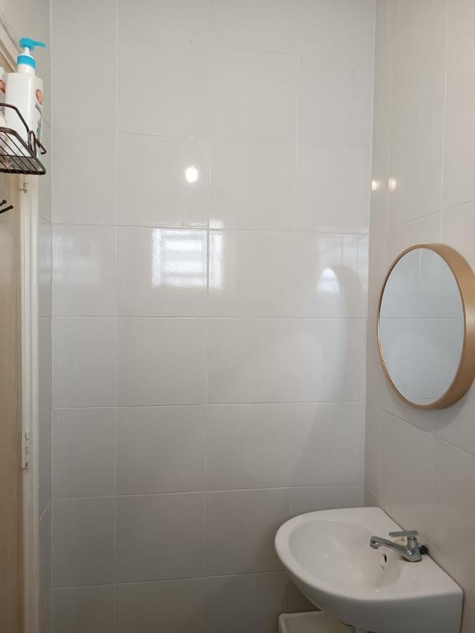 In Homestay Corner Batu Pahat Bagian luar foto