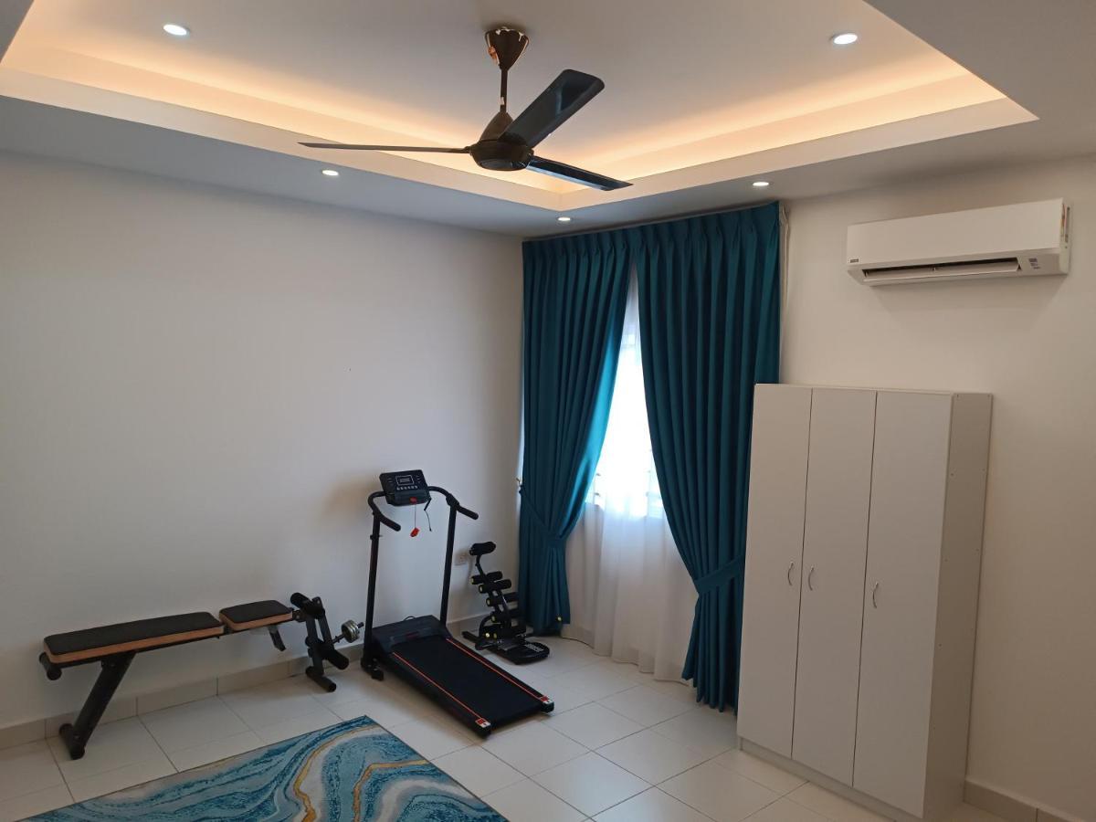 In Homestay Corner Batu Pahat Bagian luar foto